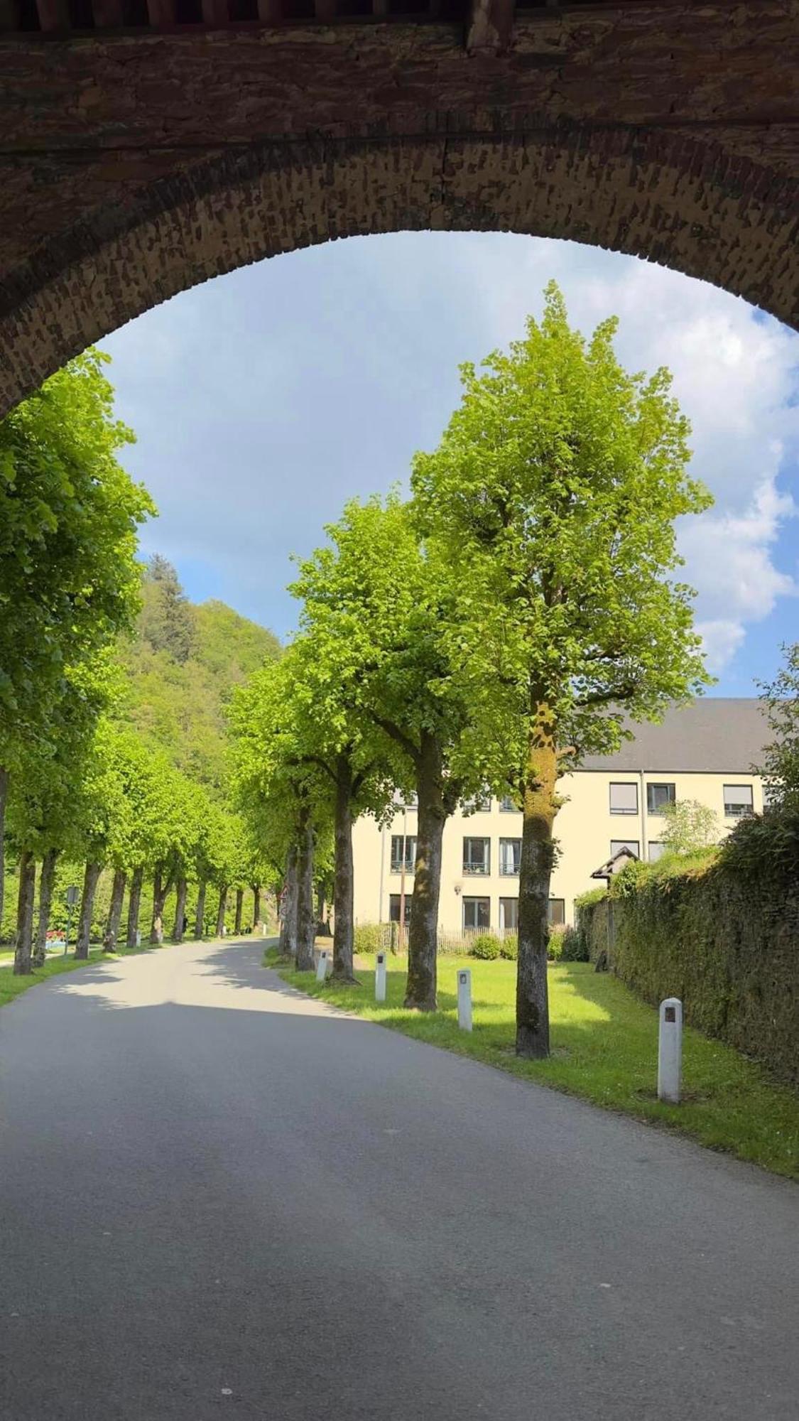 Cafe Du Pecheurs Villa Bouillon Luaran gambar